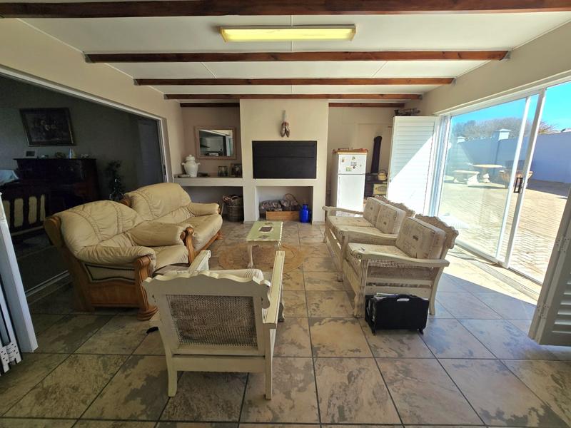3 Bedroom Property for Sale in Britannia Bay Western Cape